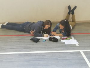 Studenti al lavoro sulla novella - Licei Maurolico e Jaci